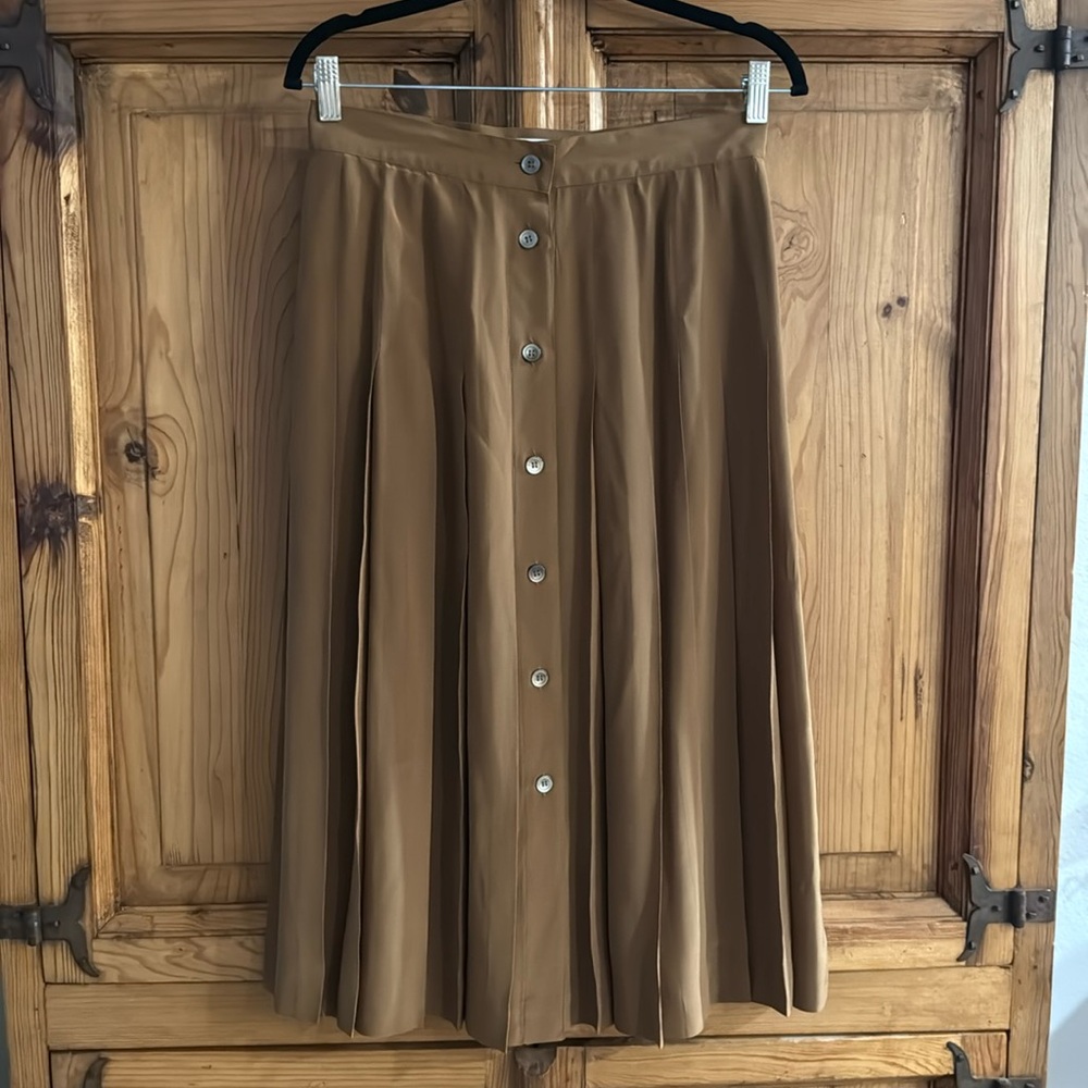 Stunning 100% Silk Brown Pleated Skirt
